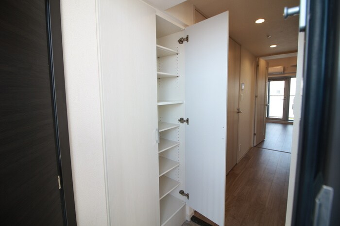 物件内観写真17　(靴箱)