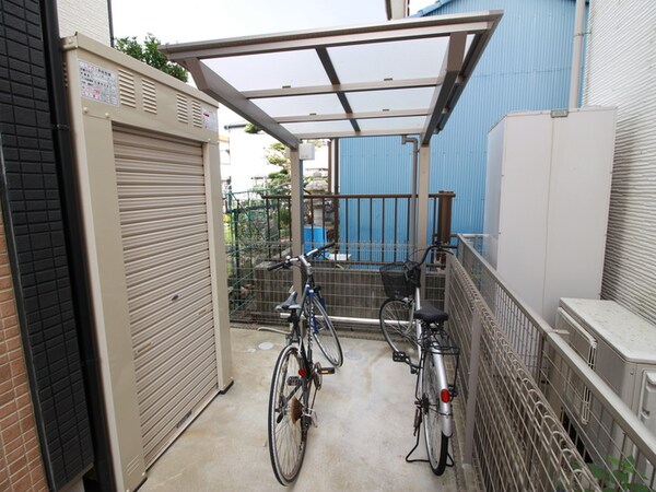 駐輪場