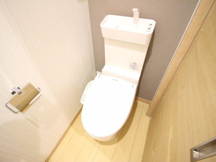 物件内観写真12　(トイレ)