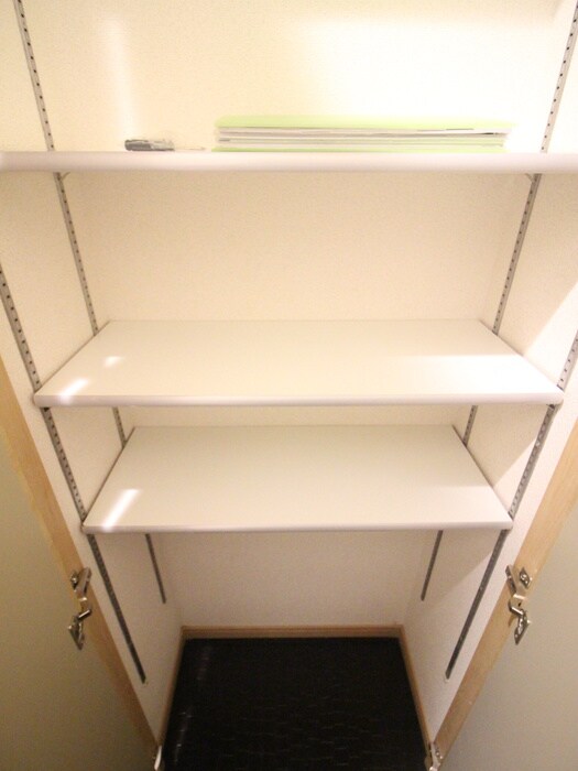 物件内観写真16　(靴箱)