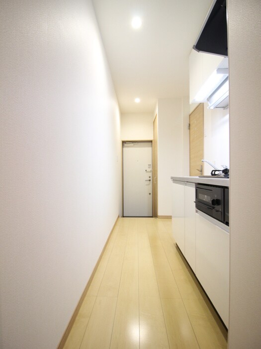 物件内観写真18　(廊下)