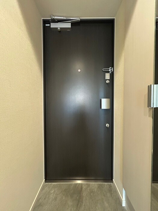 物件内観写真17　(玄関)