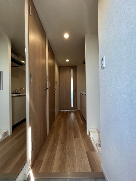 物件内観写真18　(廊下)