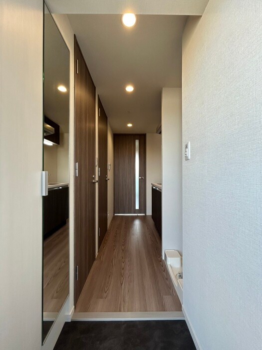 物件内観写真14　(廊下)