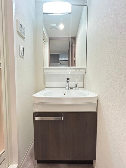 物件内観写真10　(洗面)