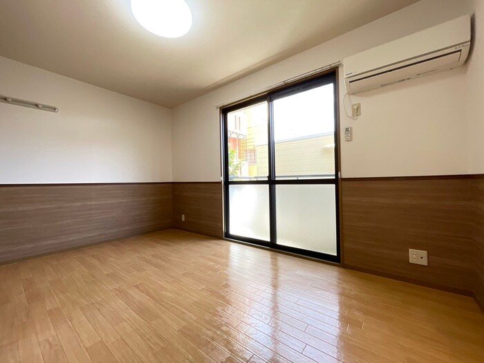 物件内観写真7　(居室)