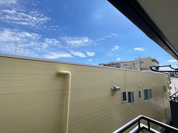 物件内観写真15　(室内からの展望)