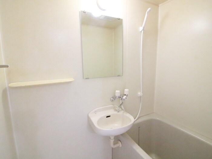 物件内観写真15　(洗面)