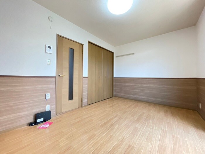 物件内観写真17　(居室)