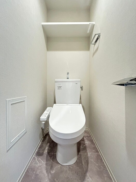 物件内観写真14　(トイレ)