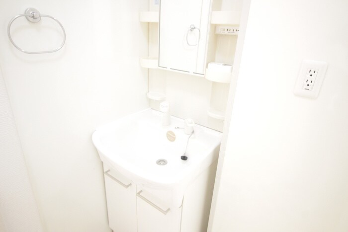 物件内観写真11　(洗面)