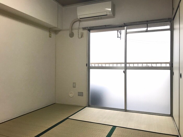 物件内観写真9　(居室)