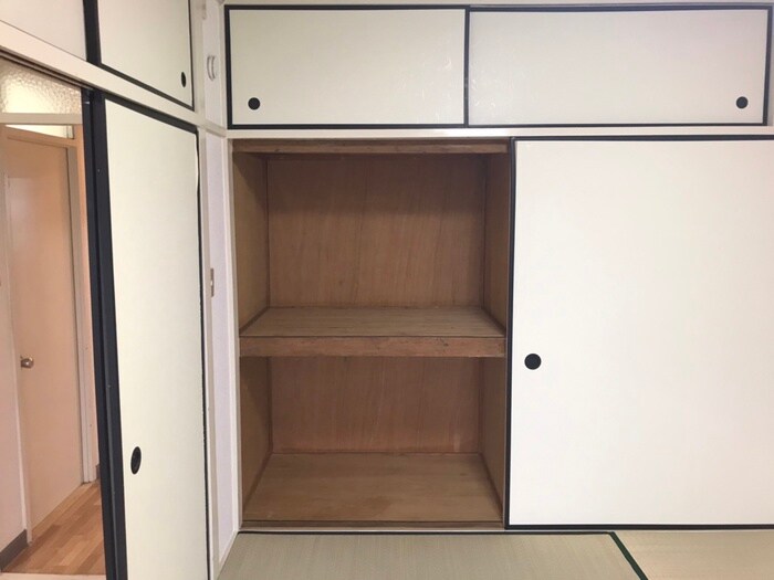 物件内観写真10　(収納)
