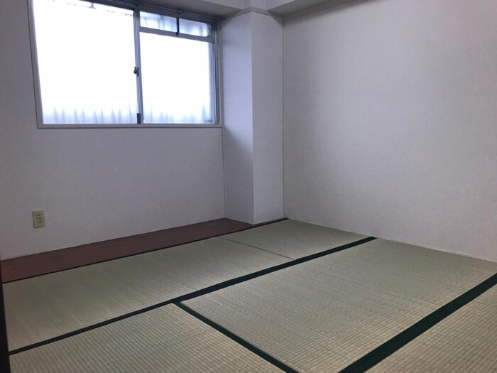 物件内観写真11　(居室)