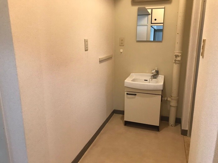 物件内観写真16　(内観写真)