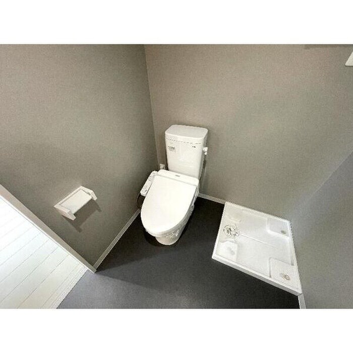 物件内観写真9　(トイレ)