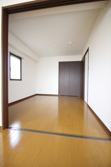 物件内観写真11　(居室)