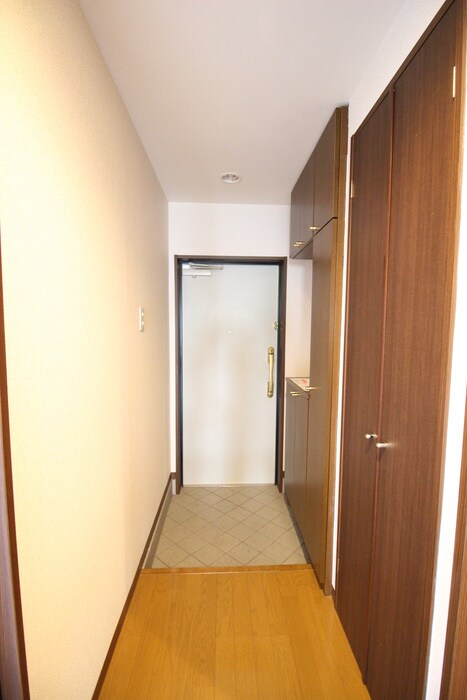 物件内観写真19　(玄関)