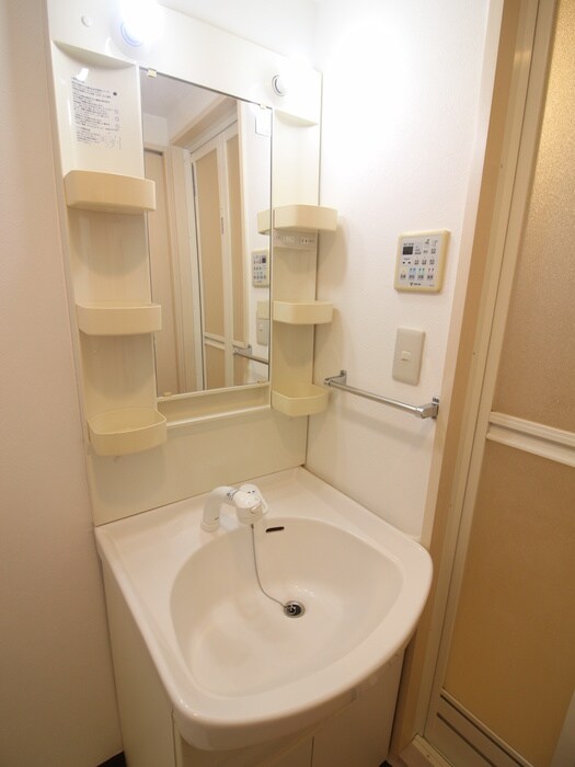 物件内観写真12　(洗面)