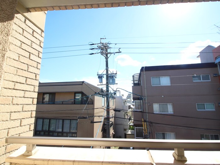 物件内観写真22　(室内からの展望)