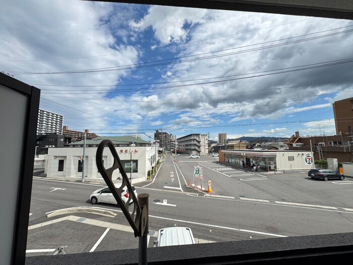 物件内観写真13　(室内からの展望)