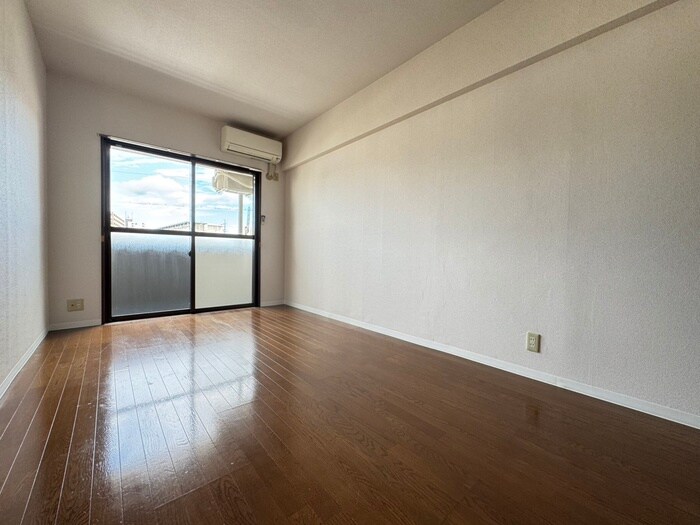 物件内観写真18　(居室)