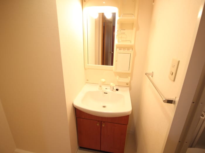 ラシュレ日光の洗面