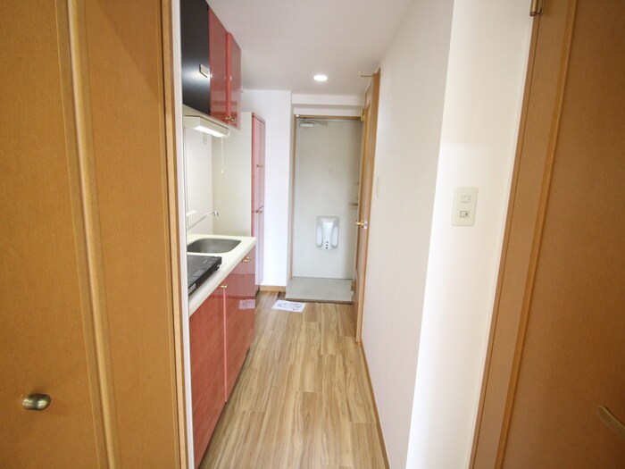 物件内観写真17　(廊下)