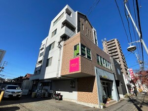 久野ビル外観写真