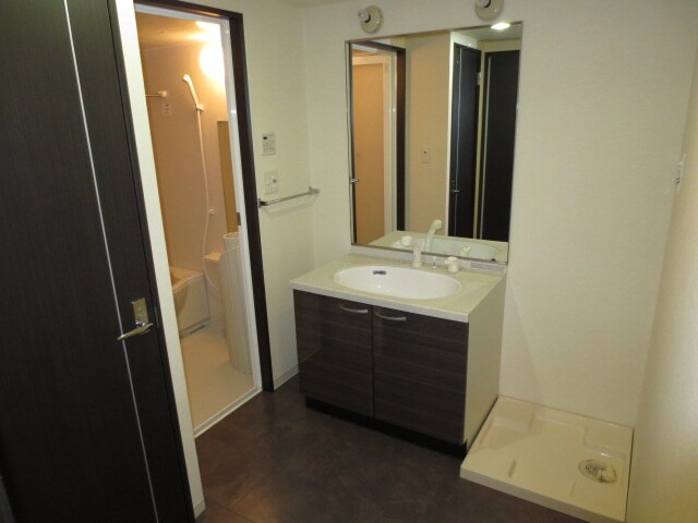 物件内観写真9　(洗面)
