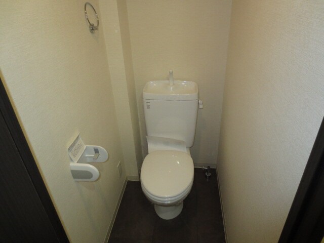 物件内観写真10　(トイレ)