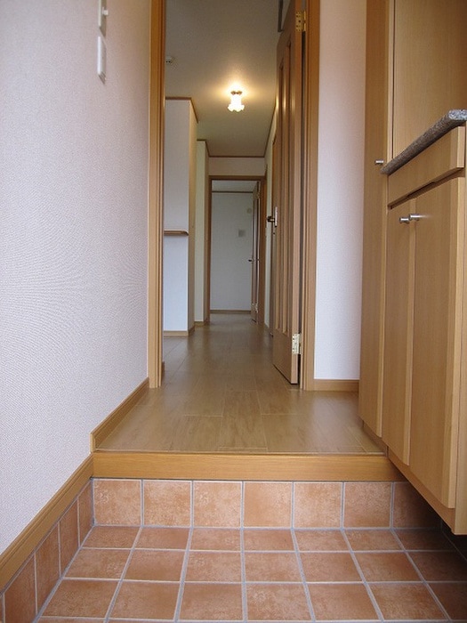 物件内観写真17　(玄関)