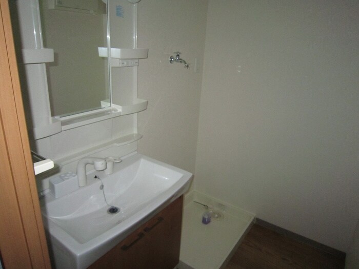 物件内観写真8　(洗面)