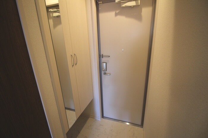 物件内観写真14　(靴箱)