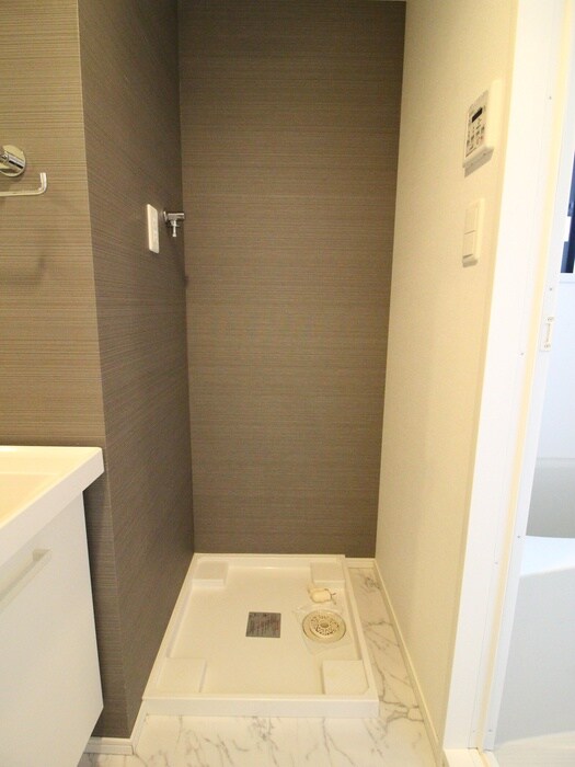 物件内観写真20　(洗濯機置場)