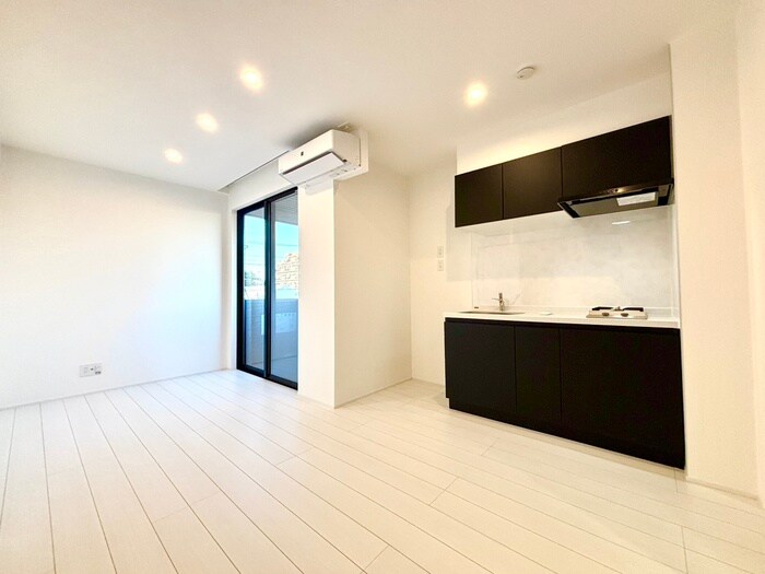 物件内観写真1　(居室)