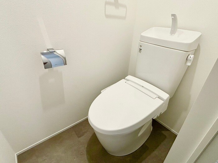 物件内観写真4　(トイレ)