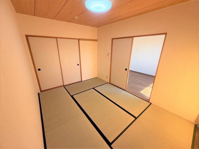 物件内観写真6　(居室)