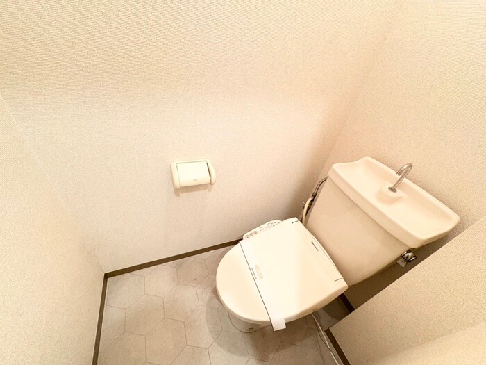物件内観写真12　(トイレ)