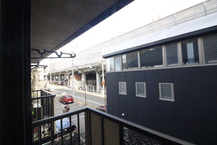 物件内観写真16　(室内からの展望)