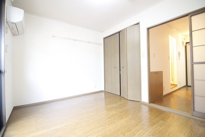 物件内観写真18　(居室)