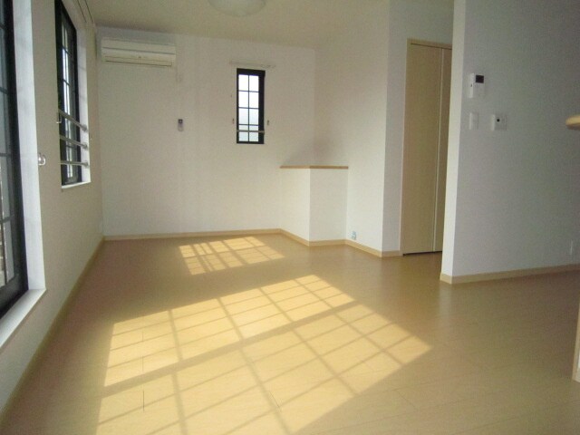 物件内観写真7　(内観写真)