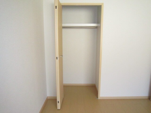 物件内観写真9　(収納)