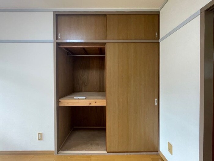 物件内観写真15　(収納)