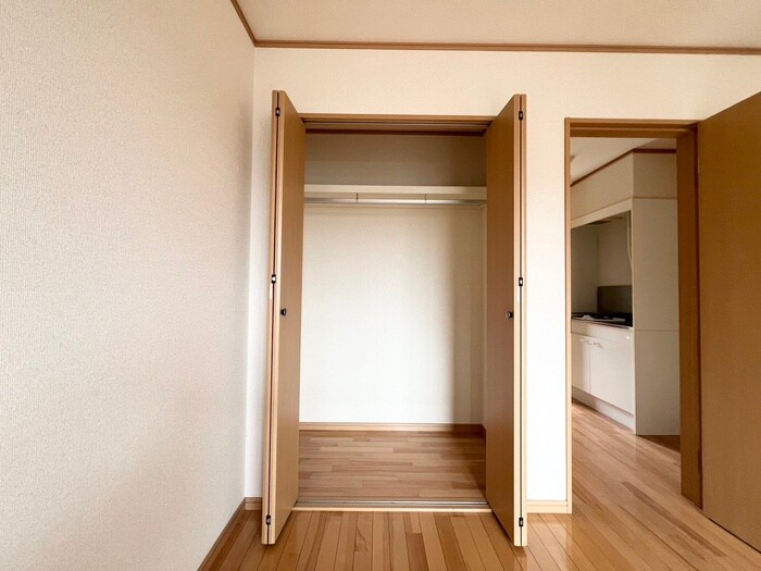 物件内観写真10　(収納)