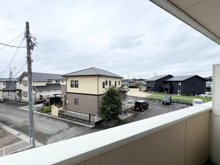 物件内観写真16　(室内からの展望)