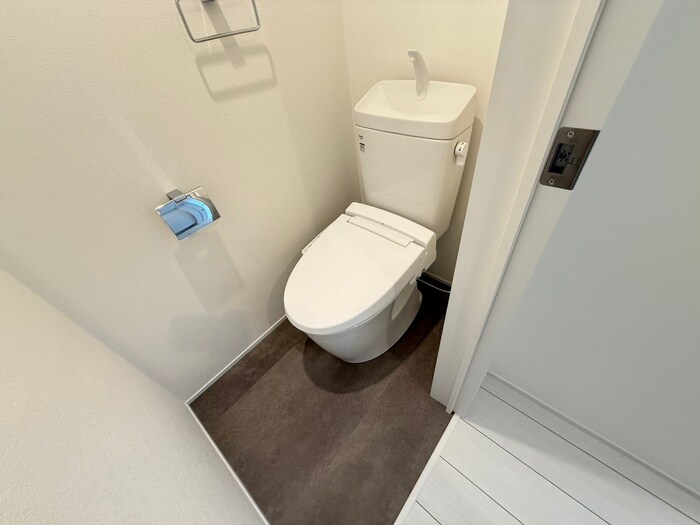 物件内観写真14　(トイレ)