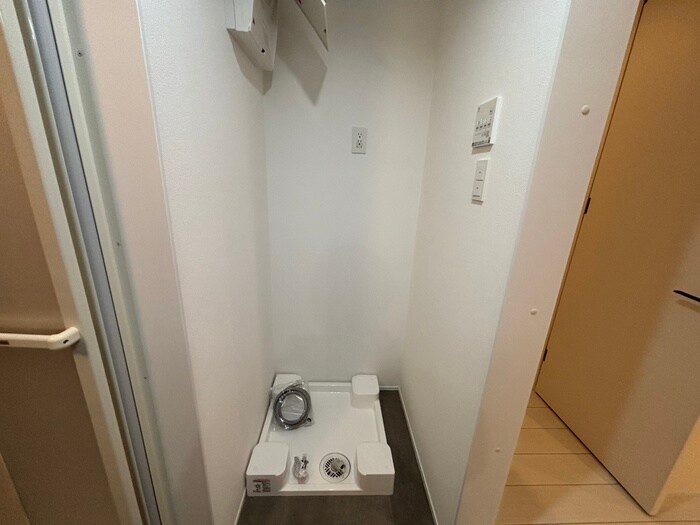 物件内観写真15　(洗濯機置場)