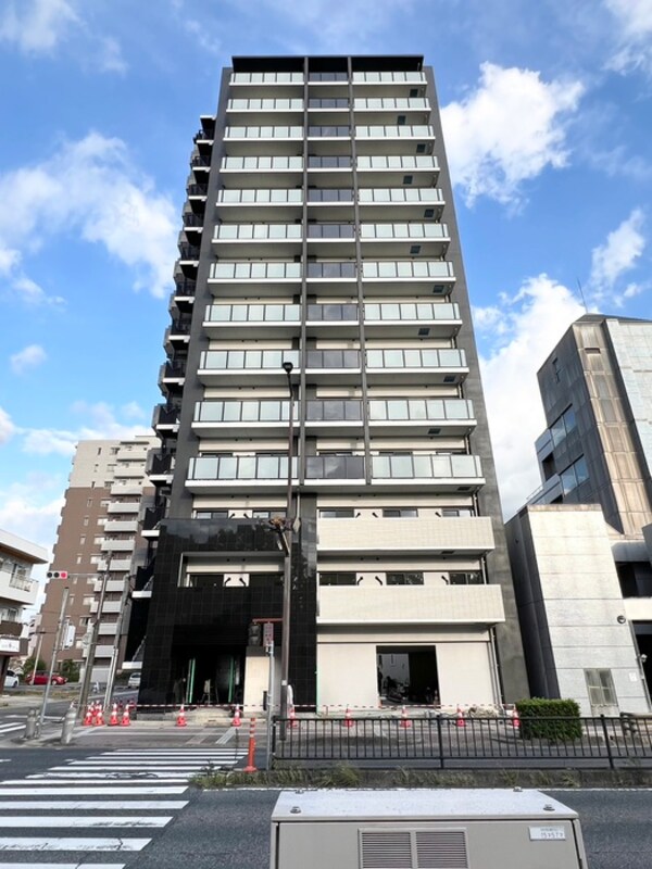 建築中