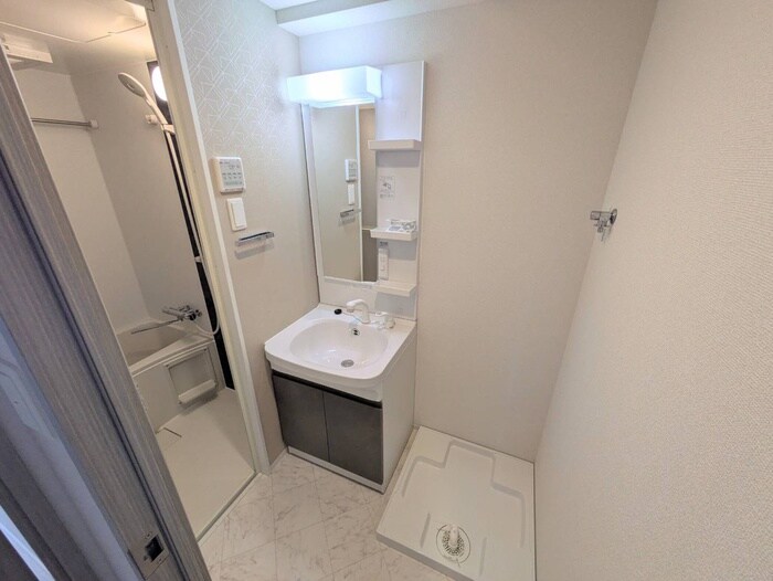 物件内観写真10　(洗面)